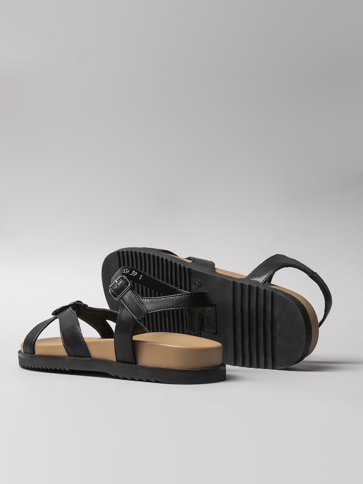 Women's leather sandals