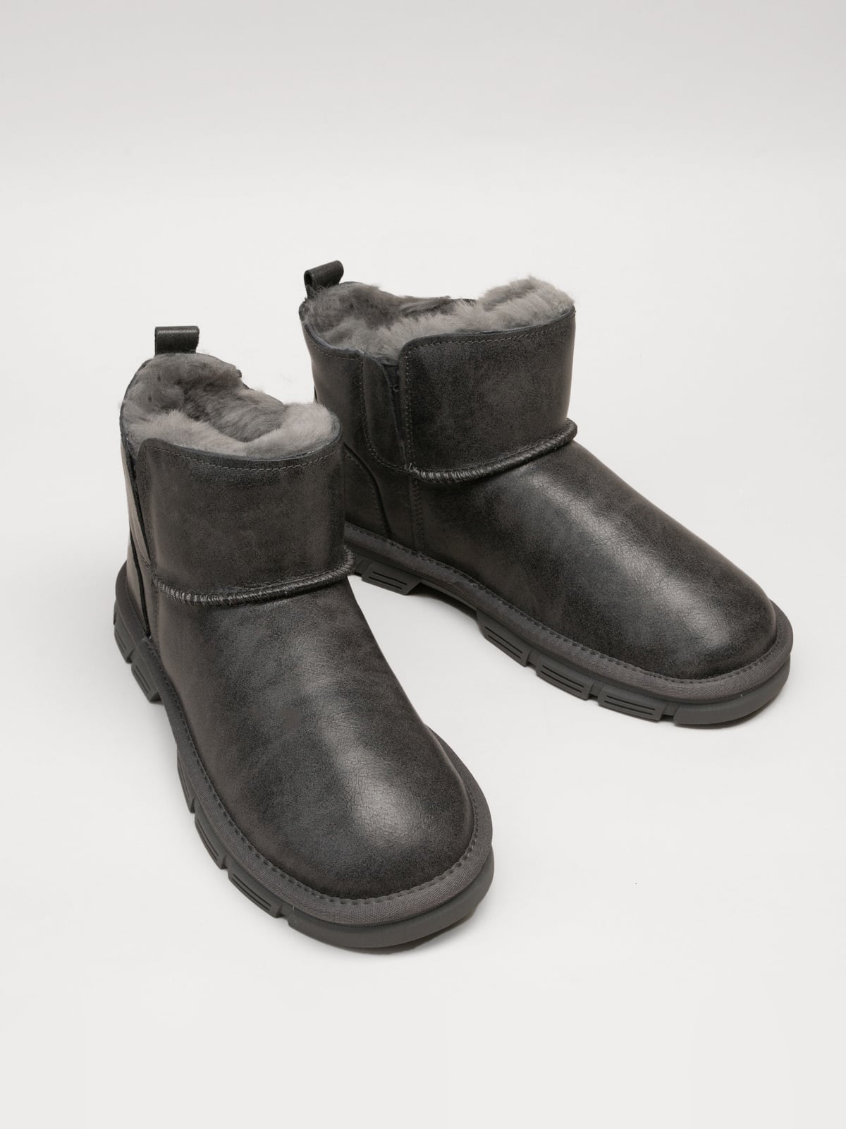 Men's boots