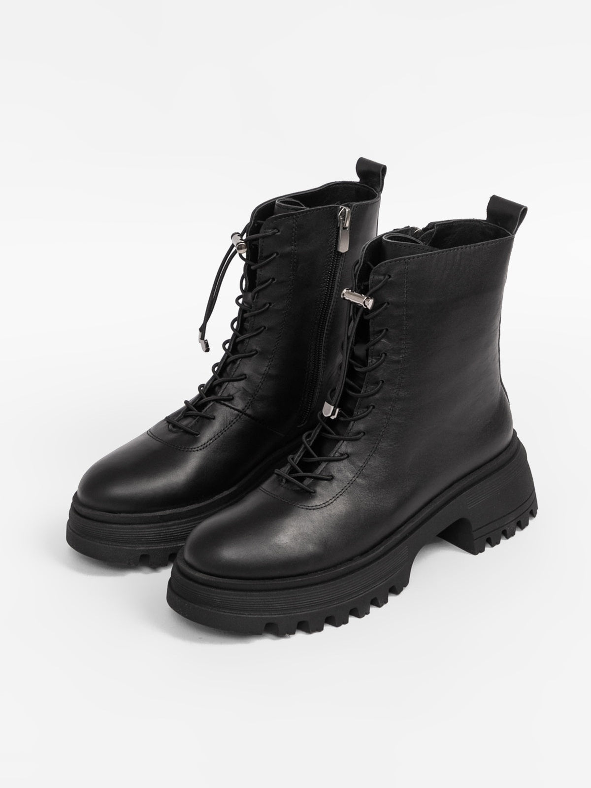 Women's leather boots
