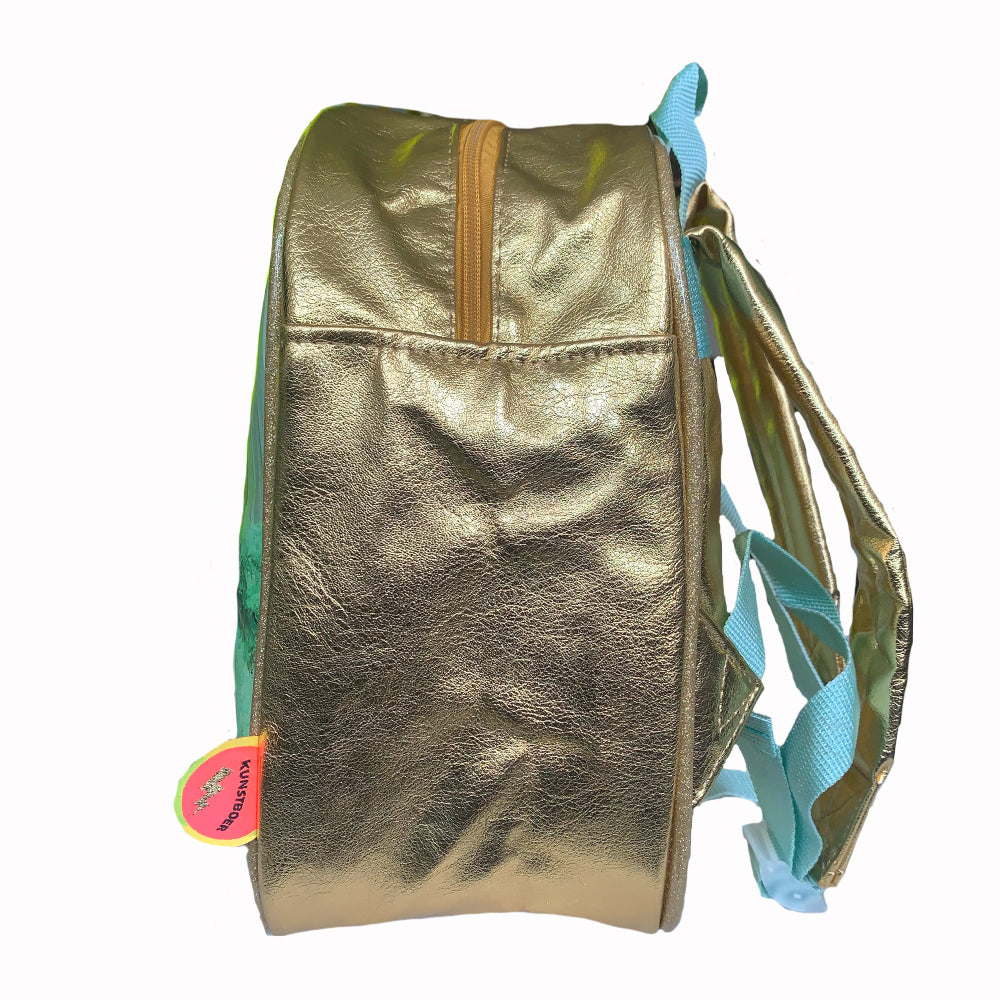 Backpack rabbit